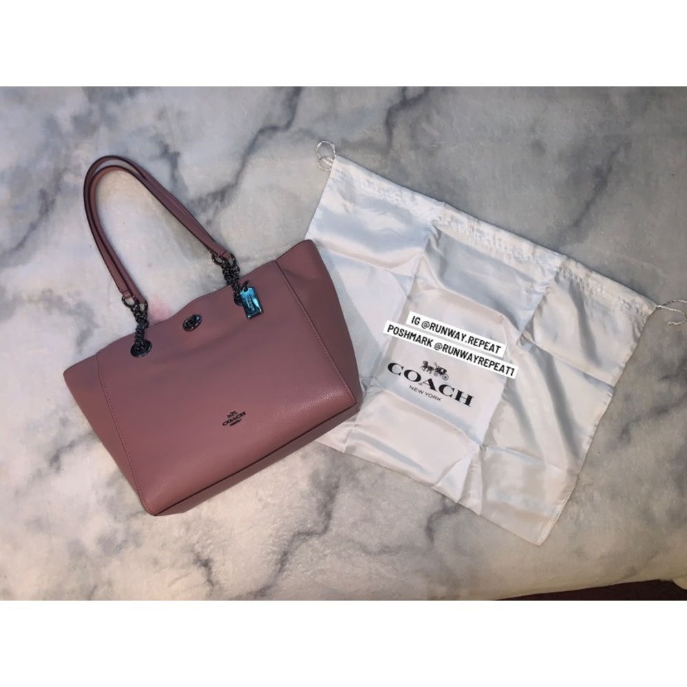 Coach Pebbled Turnlock Chain Tote